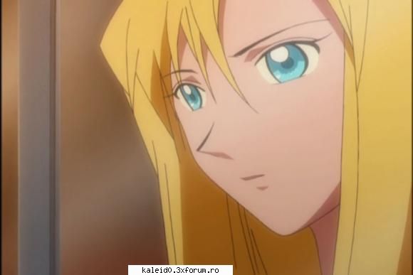 Adolescenta - La 17 ani va fi membră a juriului la - Layla